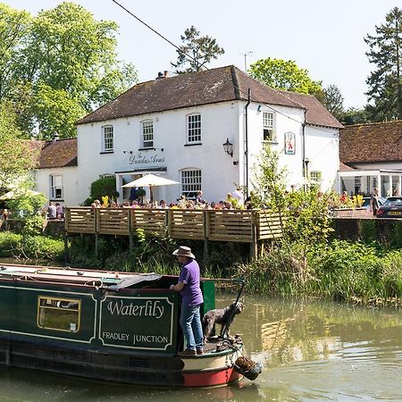 The Dundas Arms Kintbury Eksteriør billede